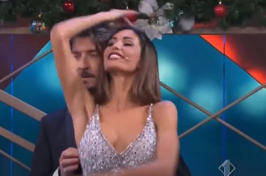 Federica Nargi tickled